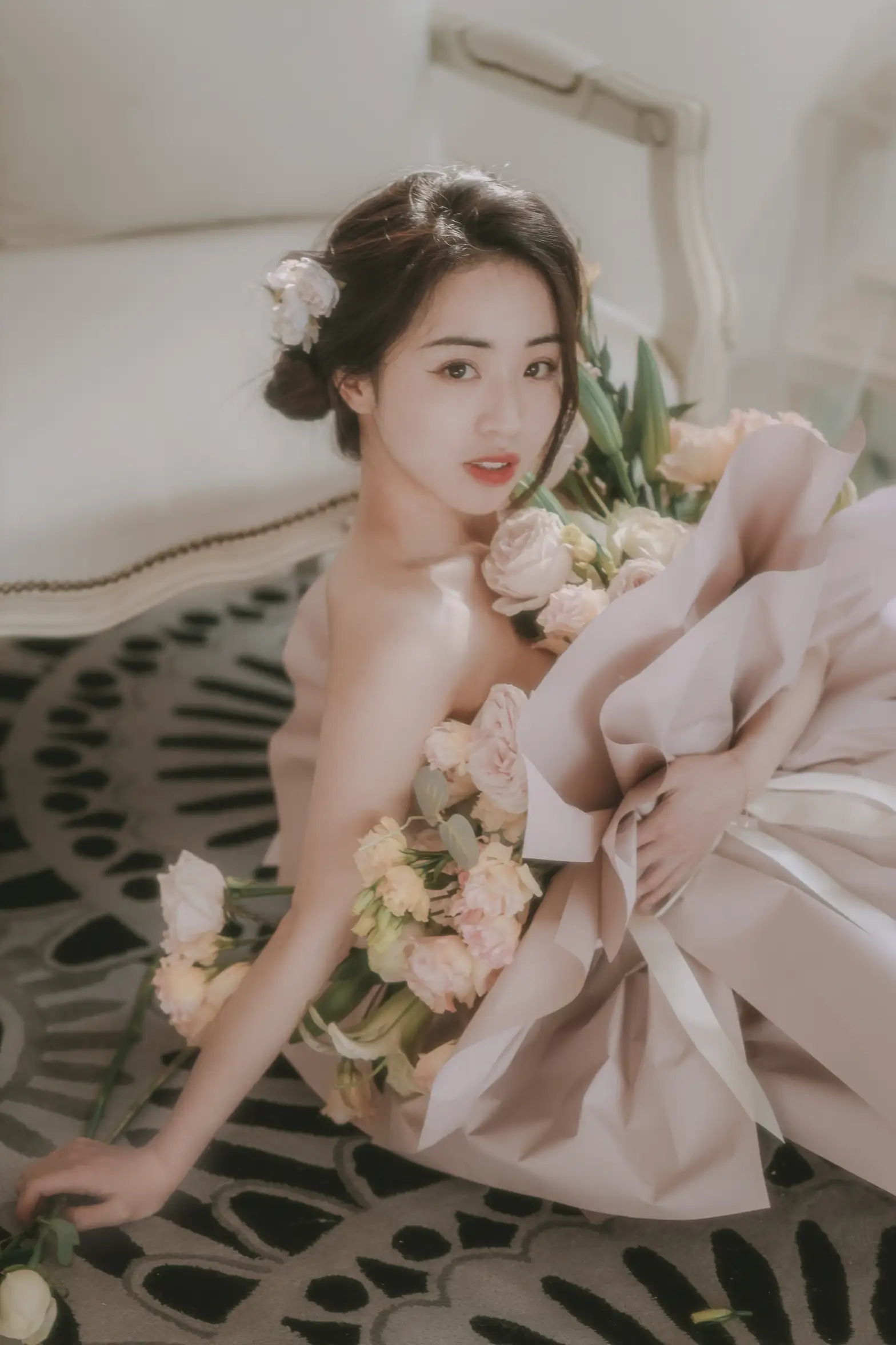 [YITUYU] 2022.07.02 Vol.1353 – Flower and Girl Xiao Zhu#[36P]-26